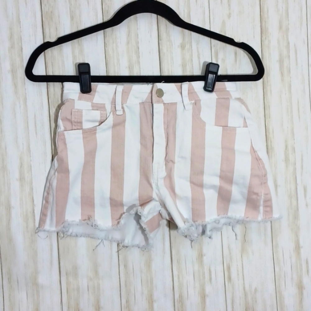 Size Small Altar'd State Shorts